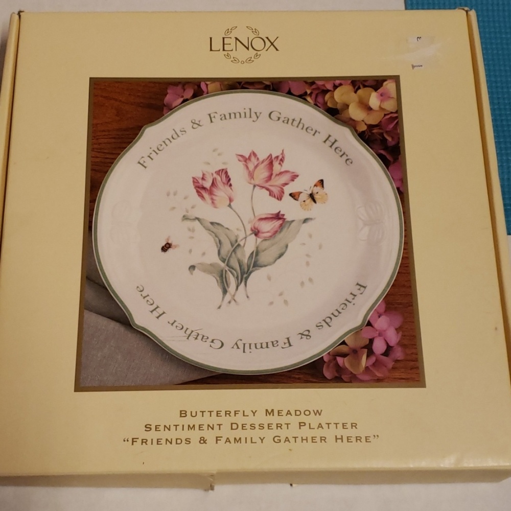 NWOT- LENOX decorated plate